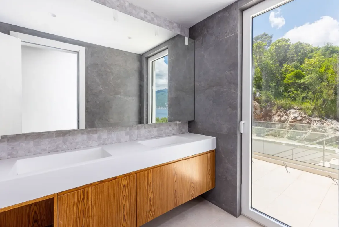 Contemporary villa with private pool and panoramic sea view, Krašići, Tivat