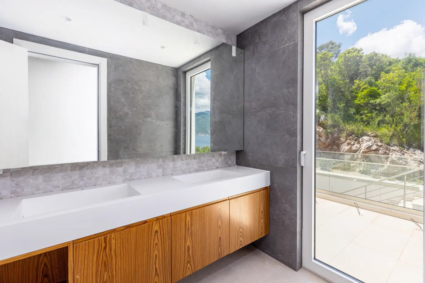 Contemporary villa with private pool and panoramic sea view, Krašići, Tivat