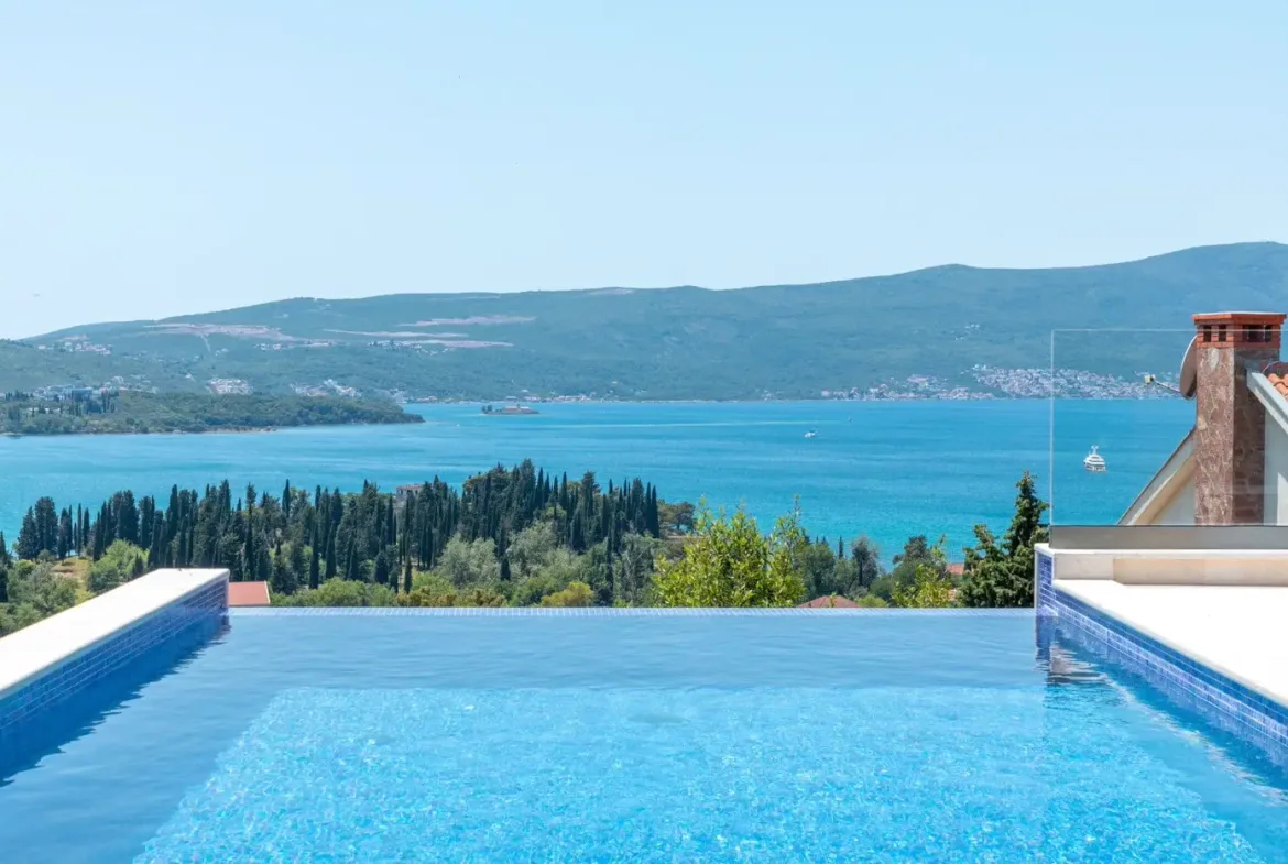 Exclusive contemporary villa with sea view, Maritsi, Tivat
