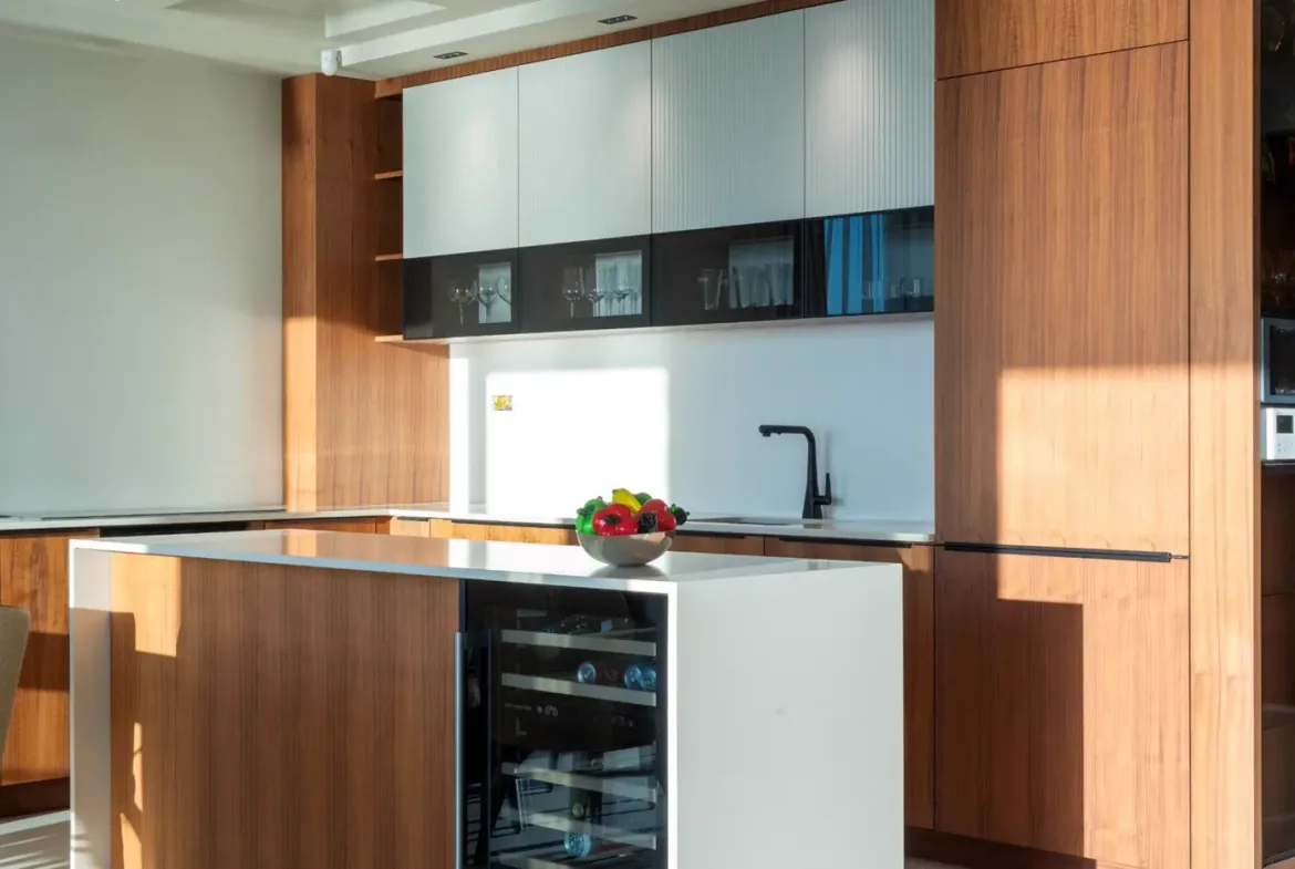 Exclusive villa in Blizikuće, Budva