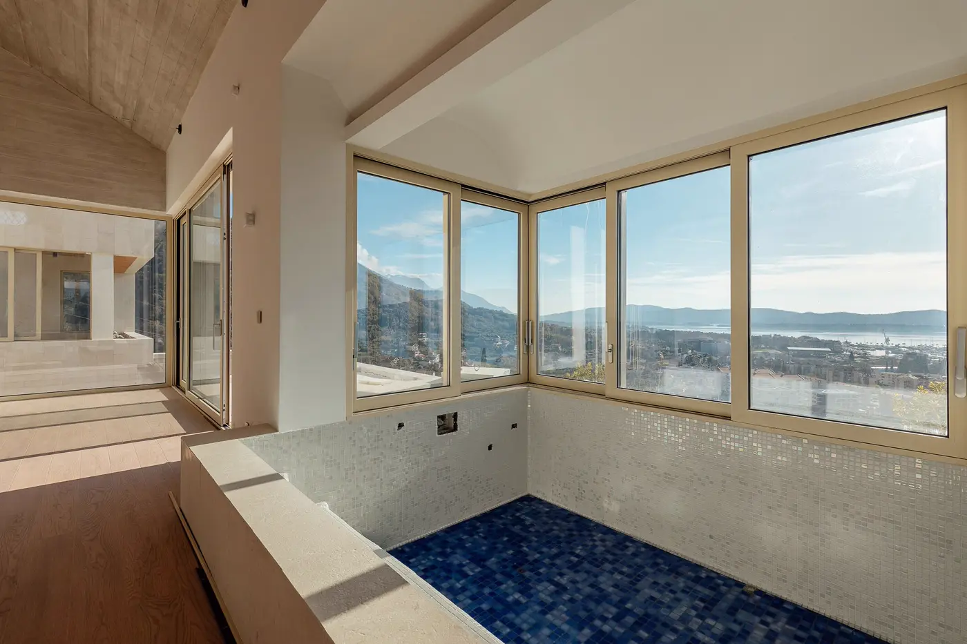 A unique villa with a panoramic view of the sea and Porto Montenegro, Tivat