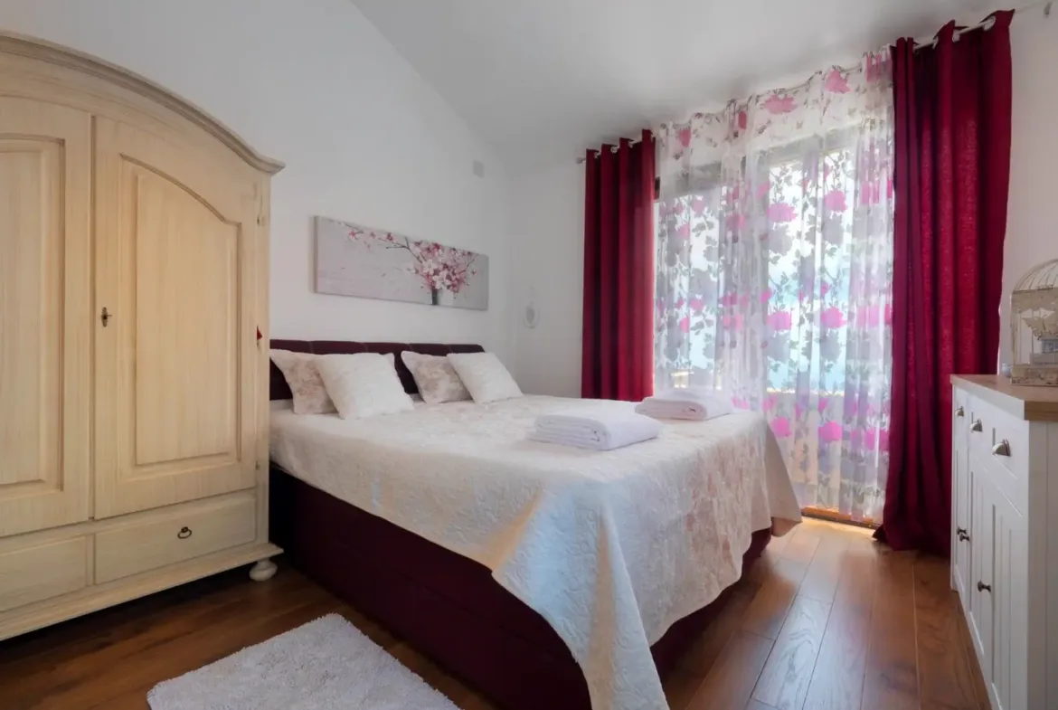 Authentic villa with pool and panoramic sea view, Zagora, Kotor