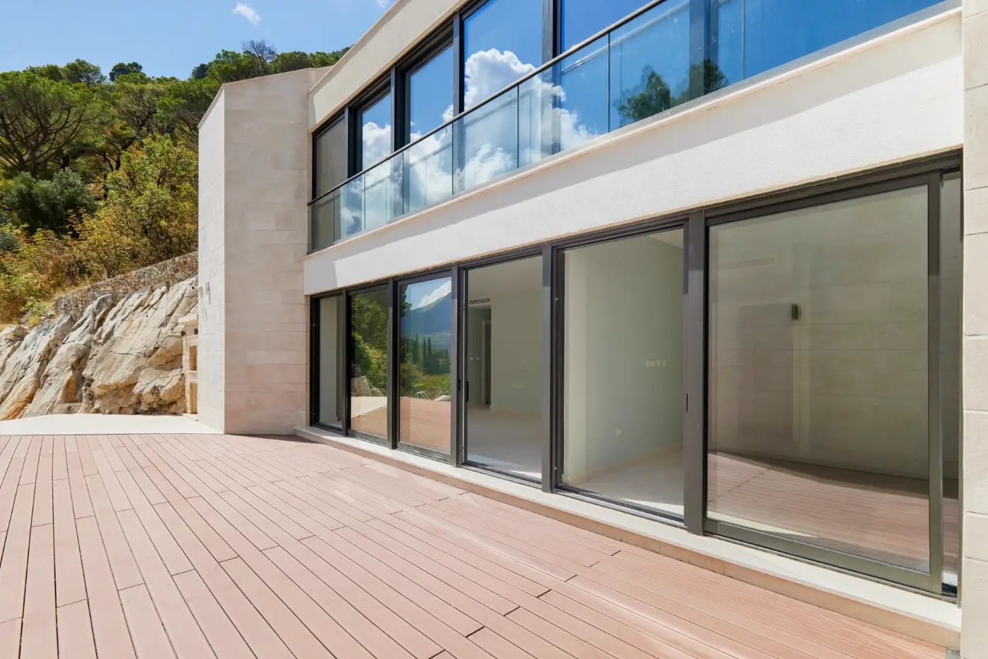 Contemporary villa with pool and bay view, Prčanj, Kotor