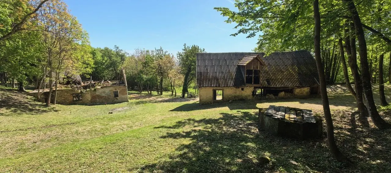 South Slovenia area – Building land and building permit for construction in Podgorje