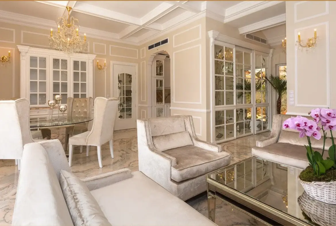 Luxurious villa with pool in Sunny Beach for sale