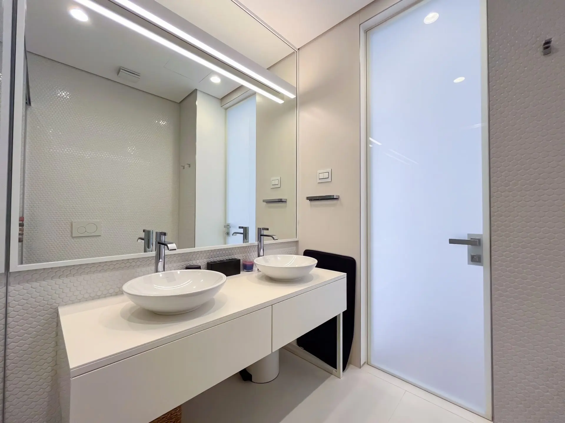 Modern three bedroom apartment