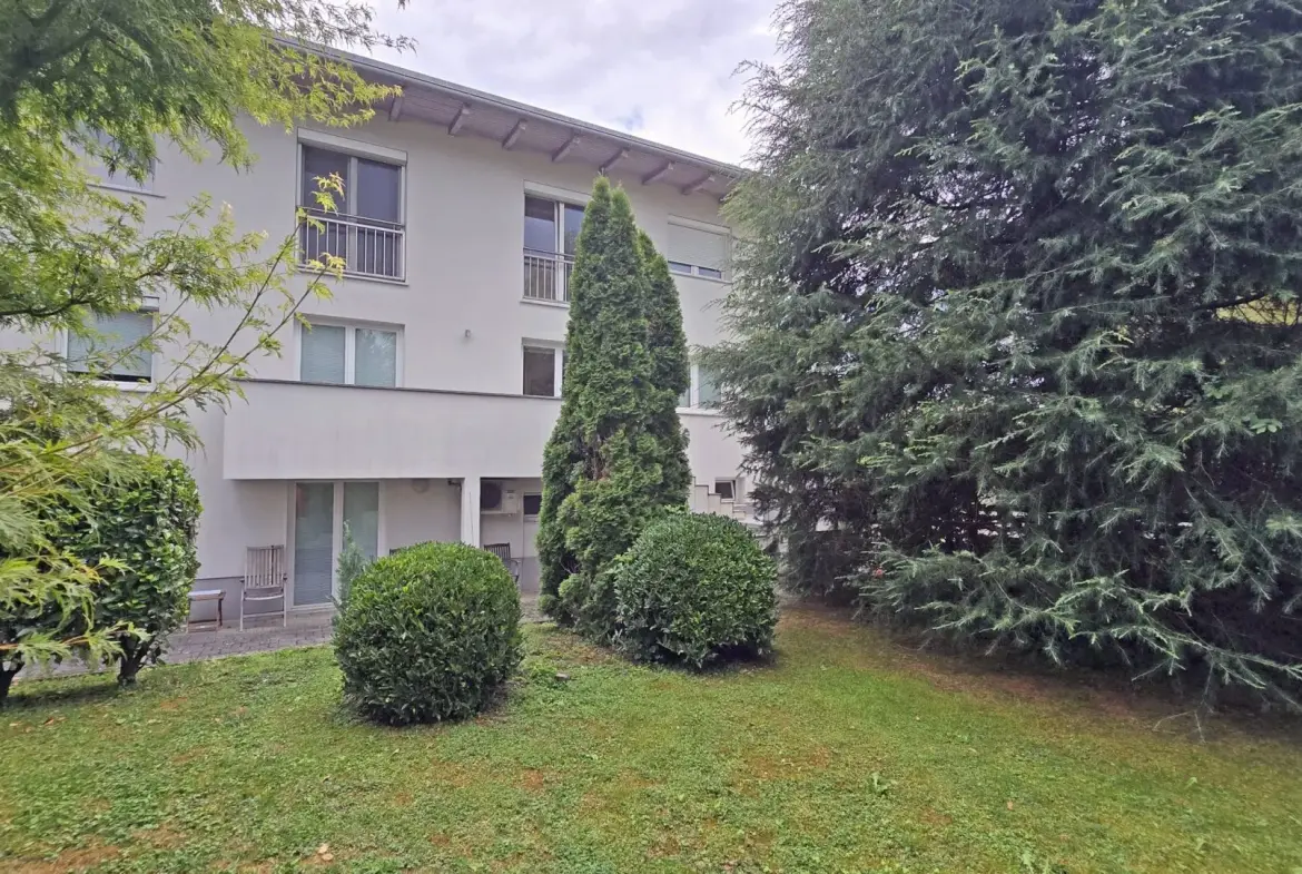 Ljubljana – Brod – Two-Family House in a Peaceful Area Near Šmarna Gora