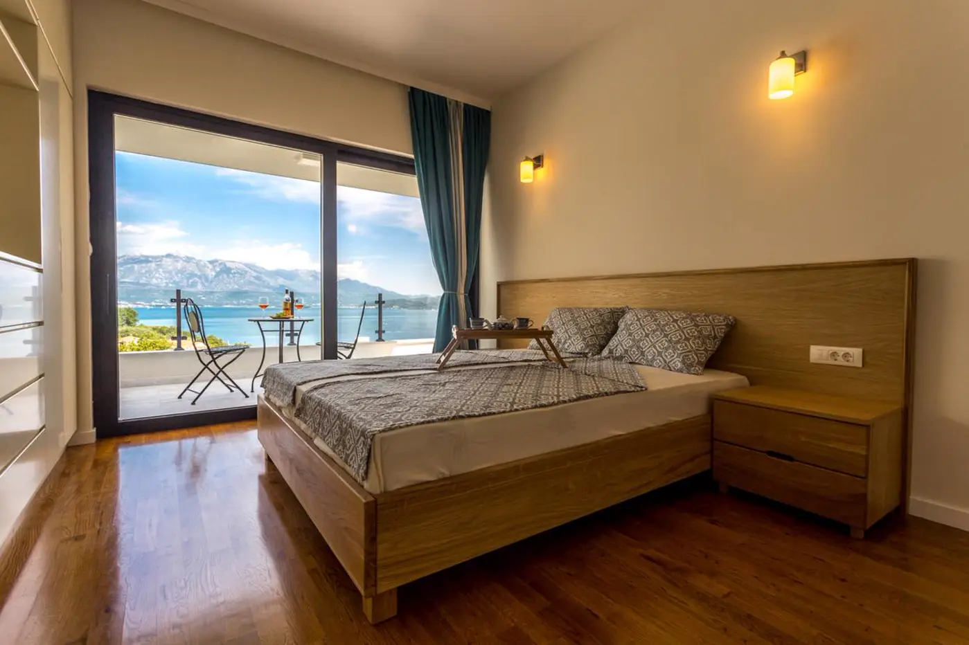 Modern villa with a swimming pool and sea view, Đenovići, Herceg Novi