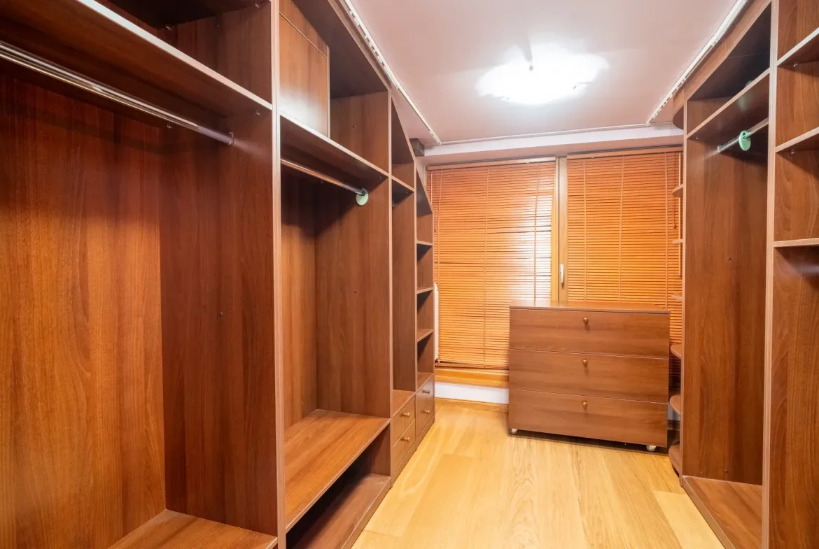 5-Bedroom Apartment, 282 m² – Sokolska, Vračar, Belgrade