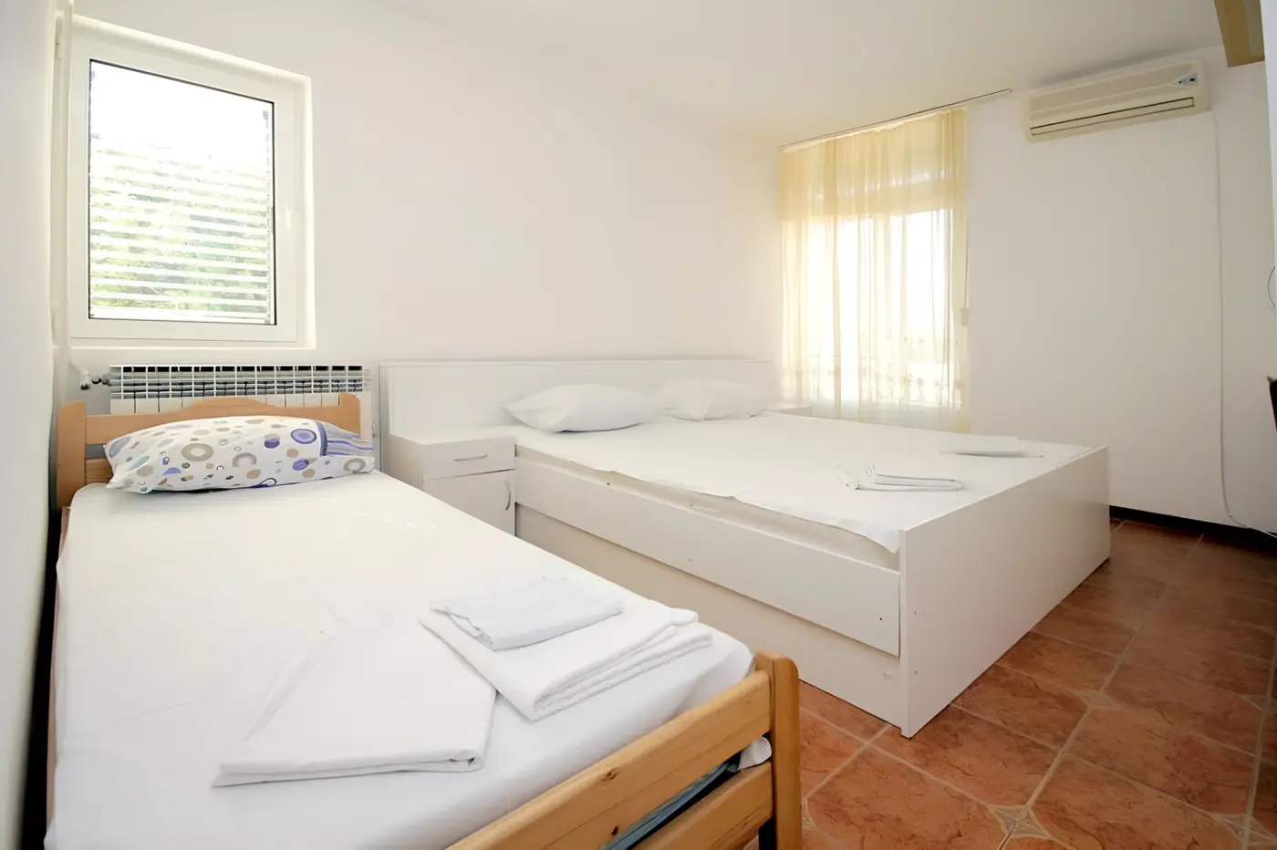 Villa with swimming pool on a plot of 1200m2, Katun Reževići, Budva