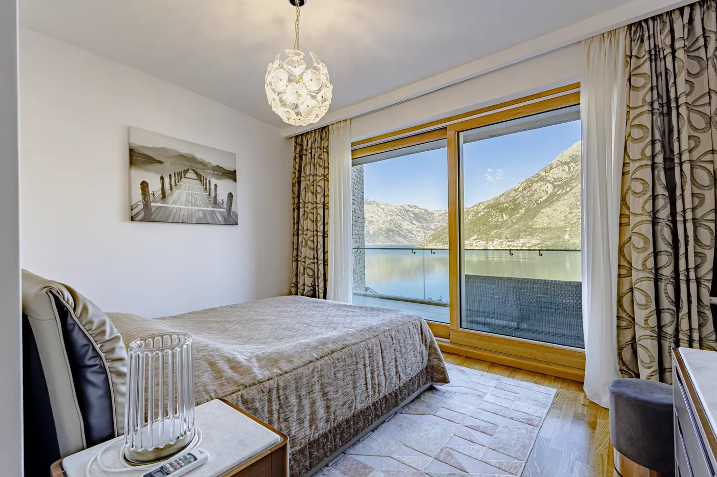 Villa Stoliv with a panoramic view of the sea, Kotor