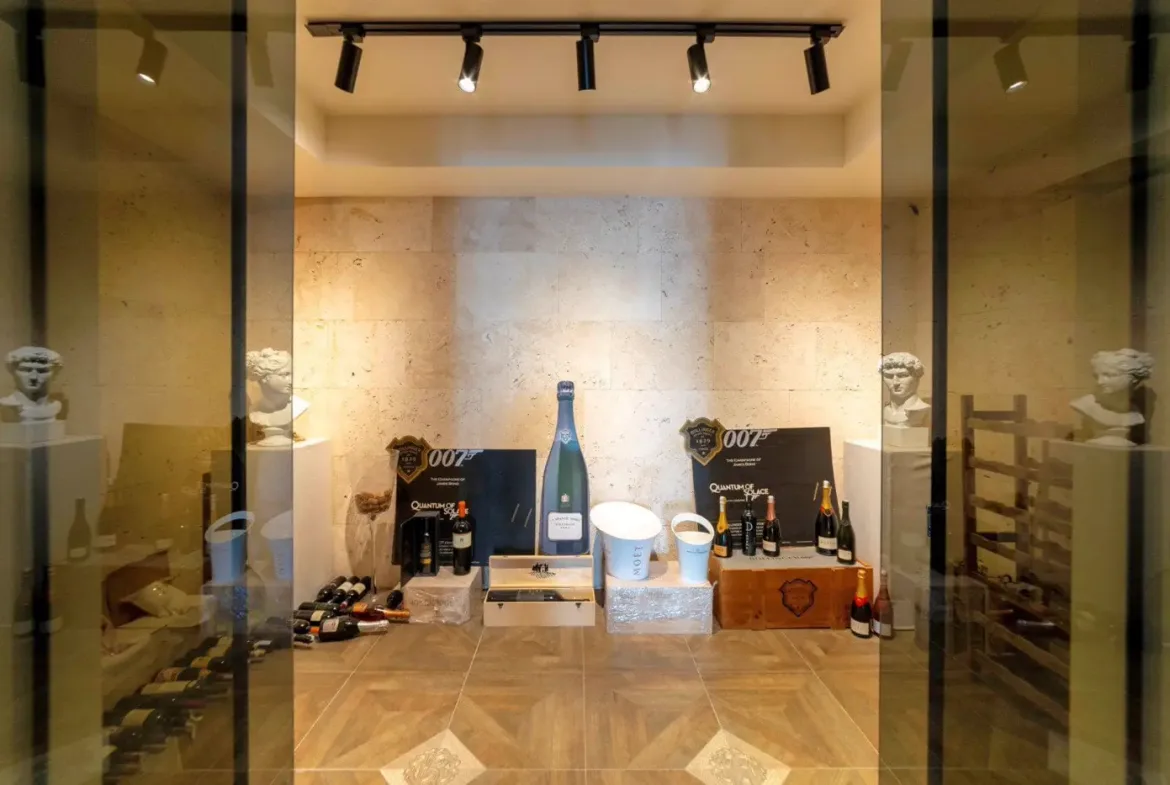 Exclusive villa in Blizikuće, Budva