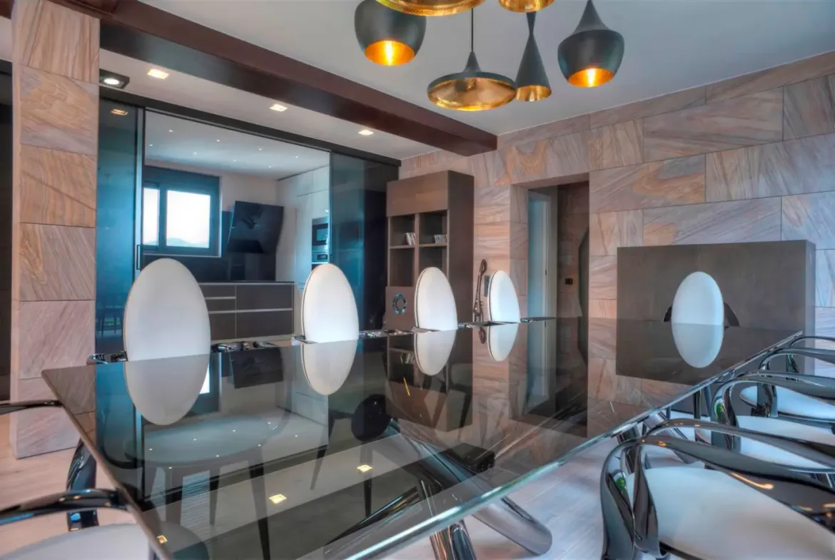 Luxurious complex of villas with a private pontoon, Đuraševići, Tivat