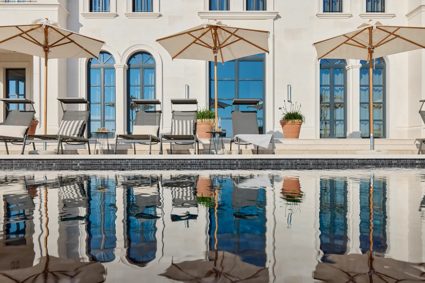 16-67 Exclusive complex of three villas with sea view, available for rent, Budva