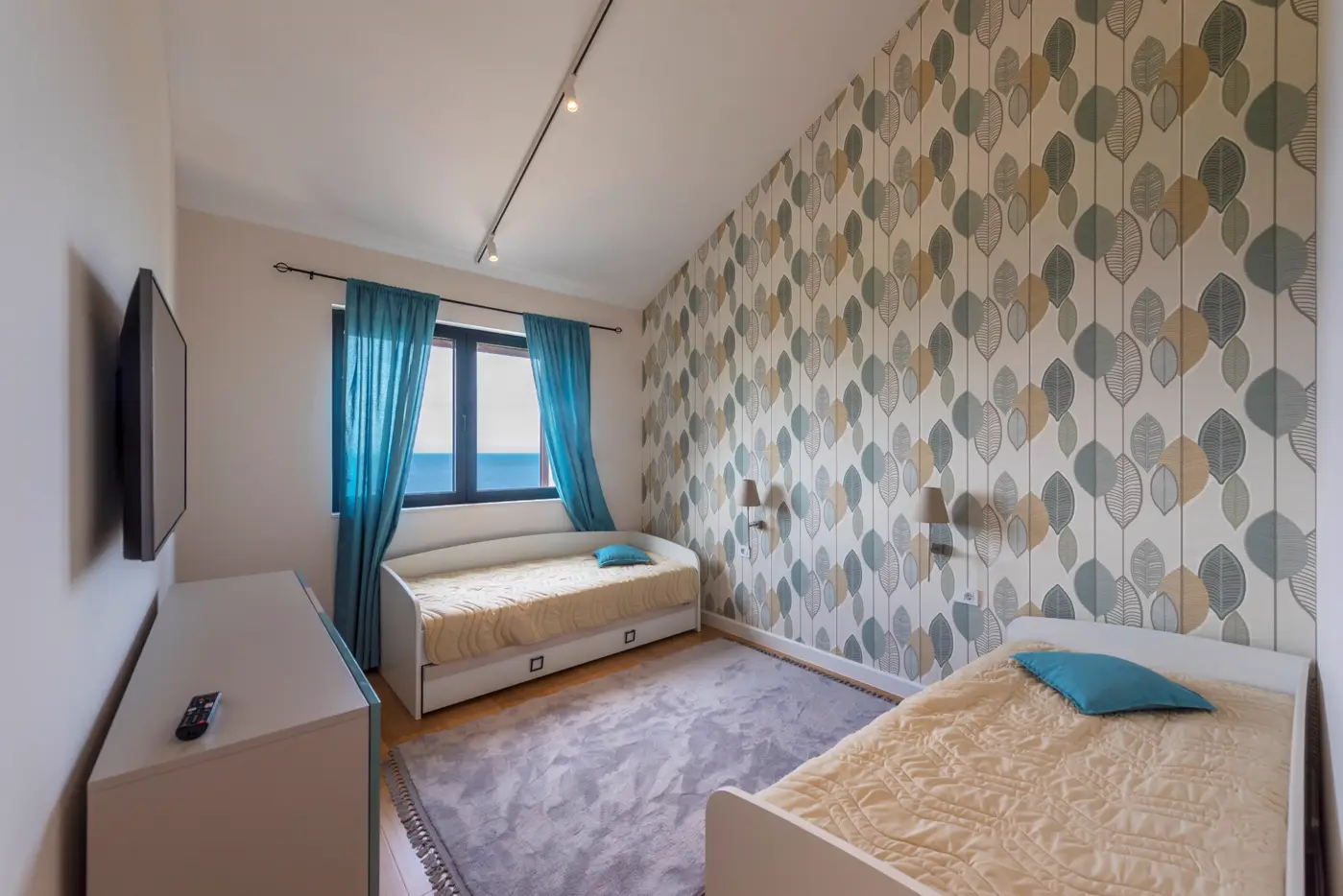 16-70 New villa with pool, Drobni Pijesak, Budva