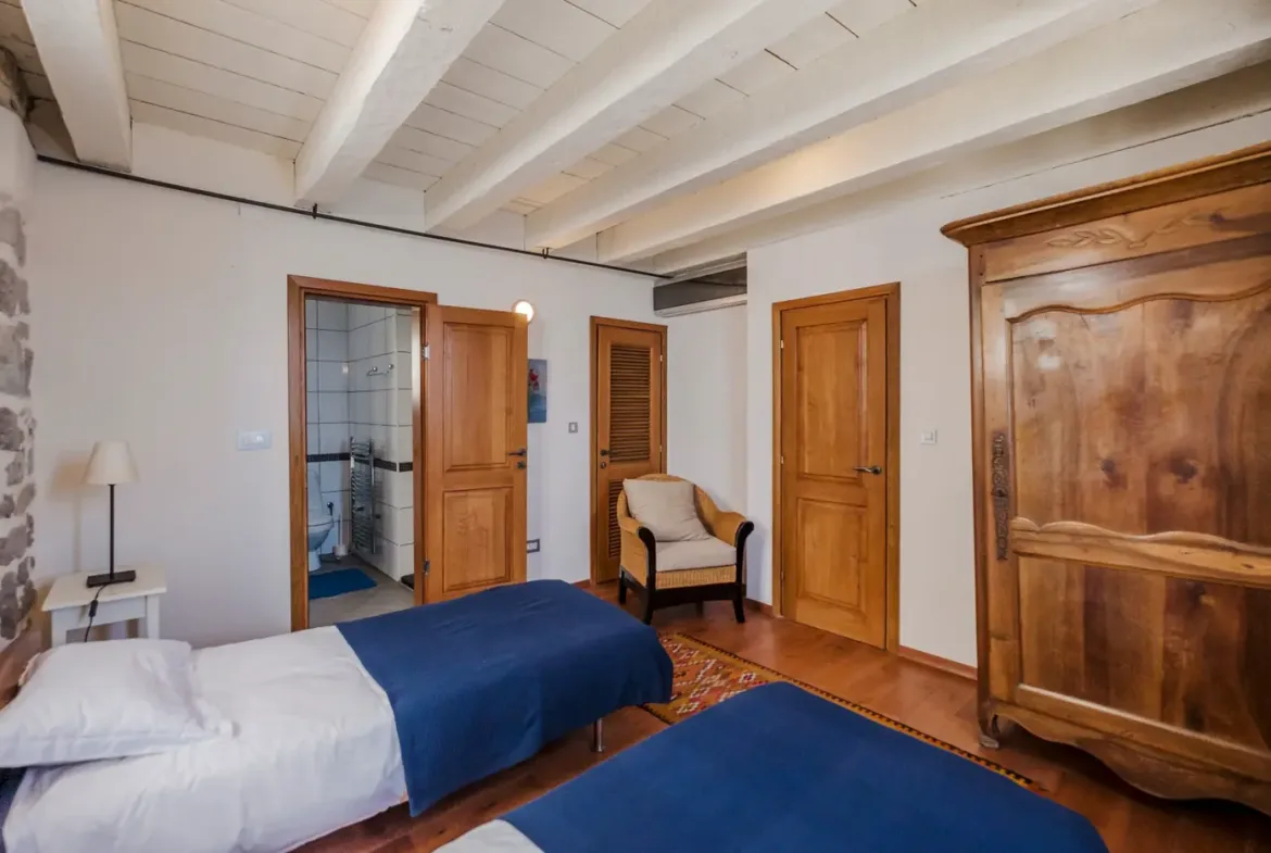 Historic stone villa Stara Posta, Rose, Herceg Novi