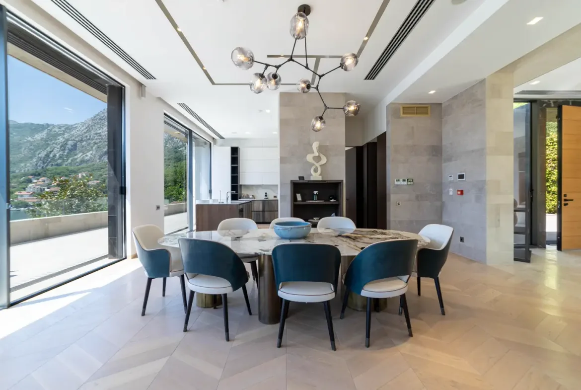 Villa Mandragora, Kotor