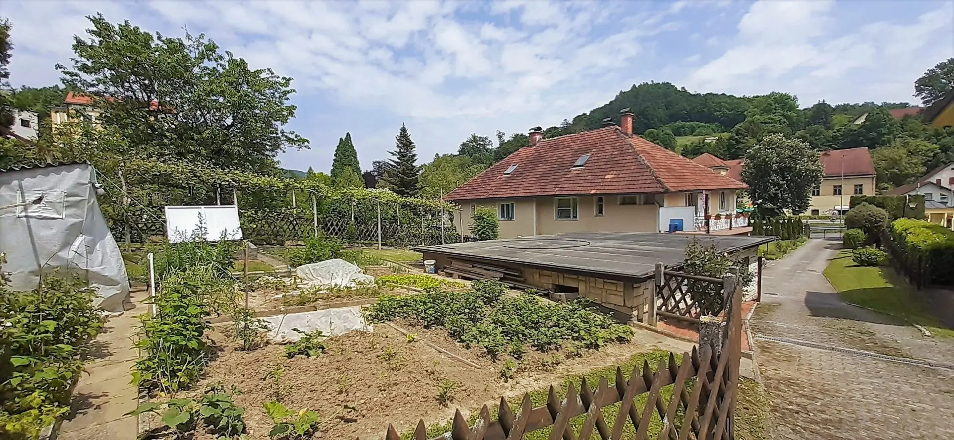 Rogaška Slatina – a large bourgeois house in close proximity to the thermal spa
