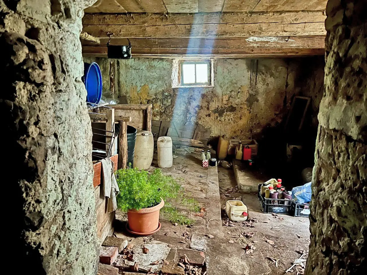 Soča area – Charming House in need of renovation in the Soča Valley