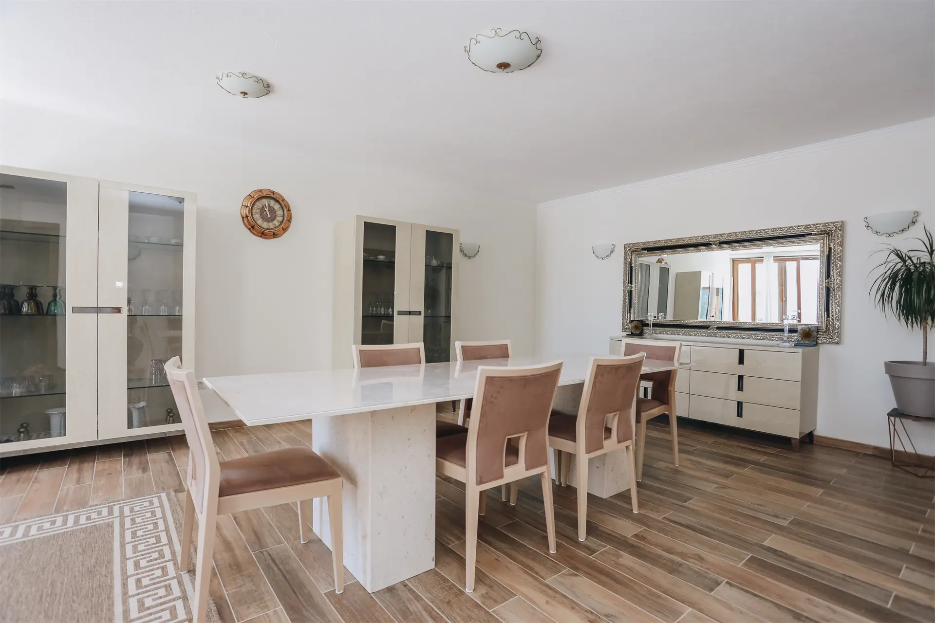 16ba73d59029ad687a6a1c80810c9085 Beachfront Villa