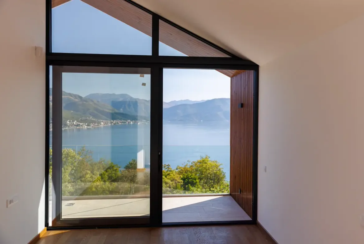 Two modern villas with panoramic sea views, Zabrdje, Herceg Novi