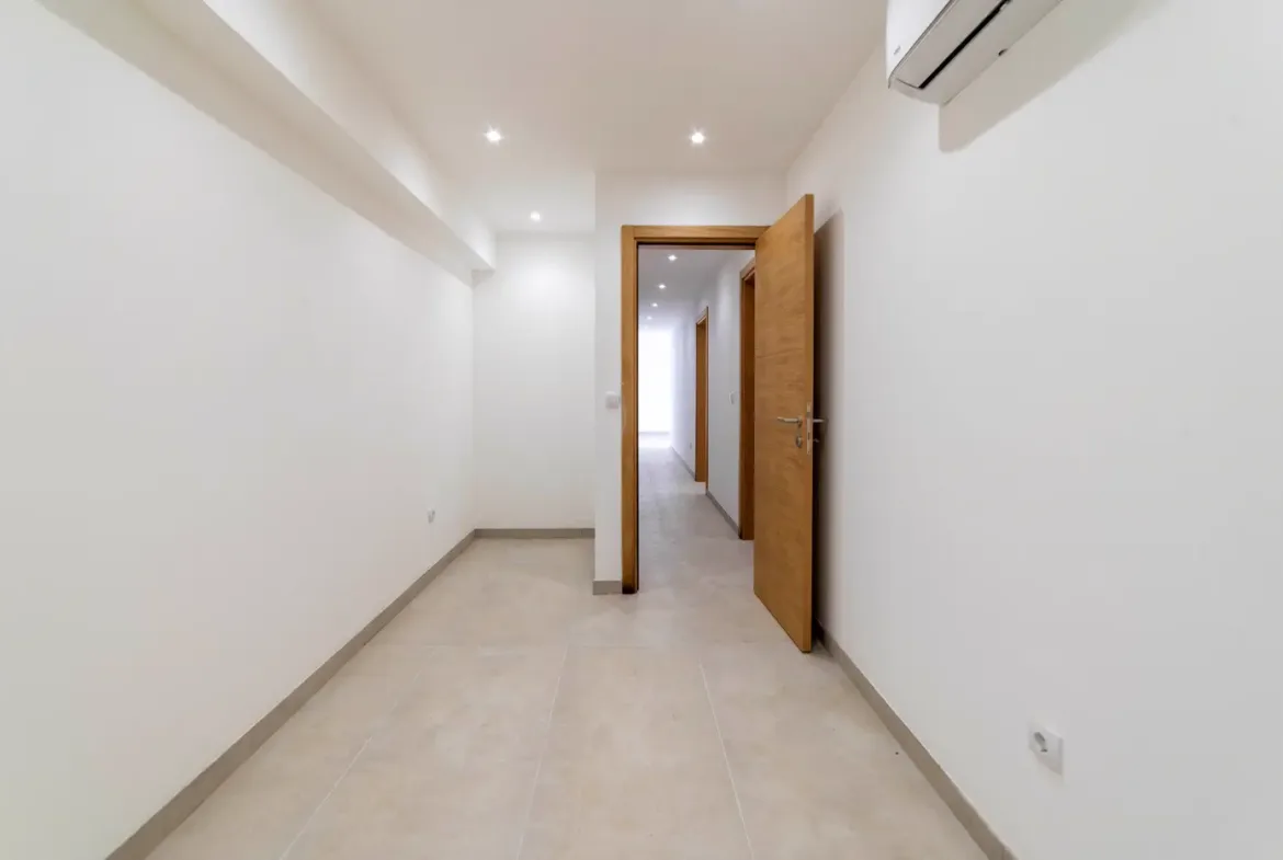 New villa with 4 bedrooms and panoramic sea view, Blizikuće, Budva