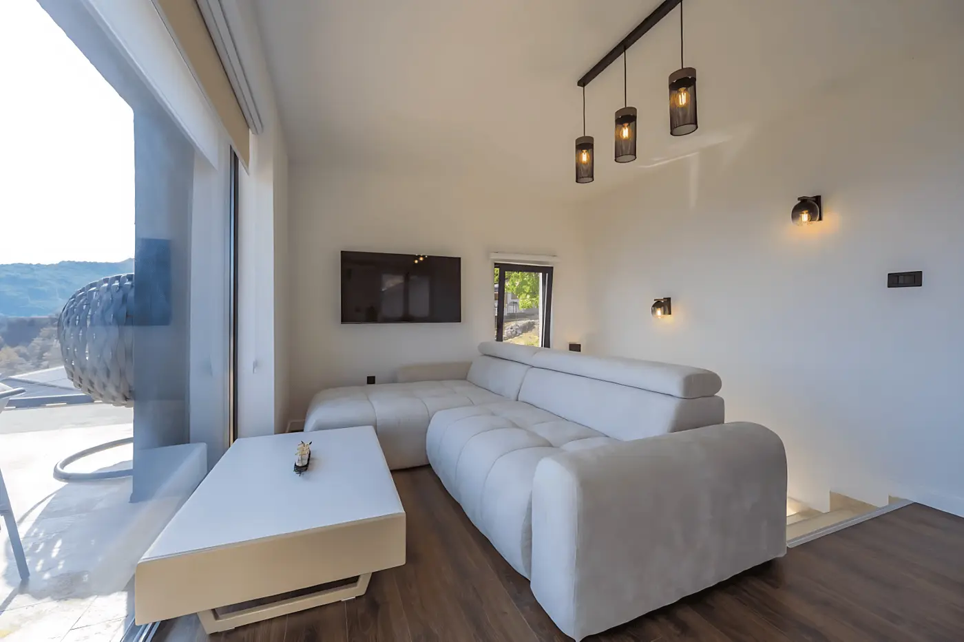 Contemporary villa with 8 bedrooms, Markovići, Budva