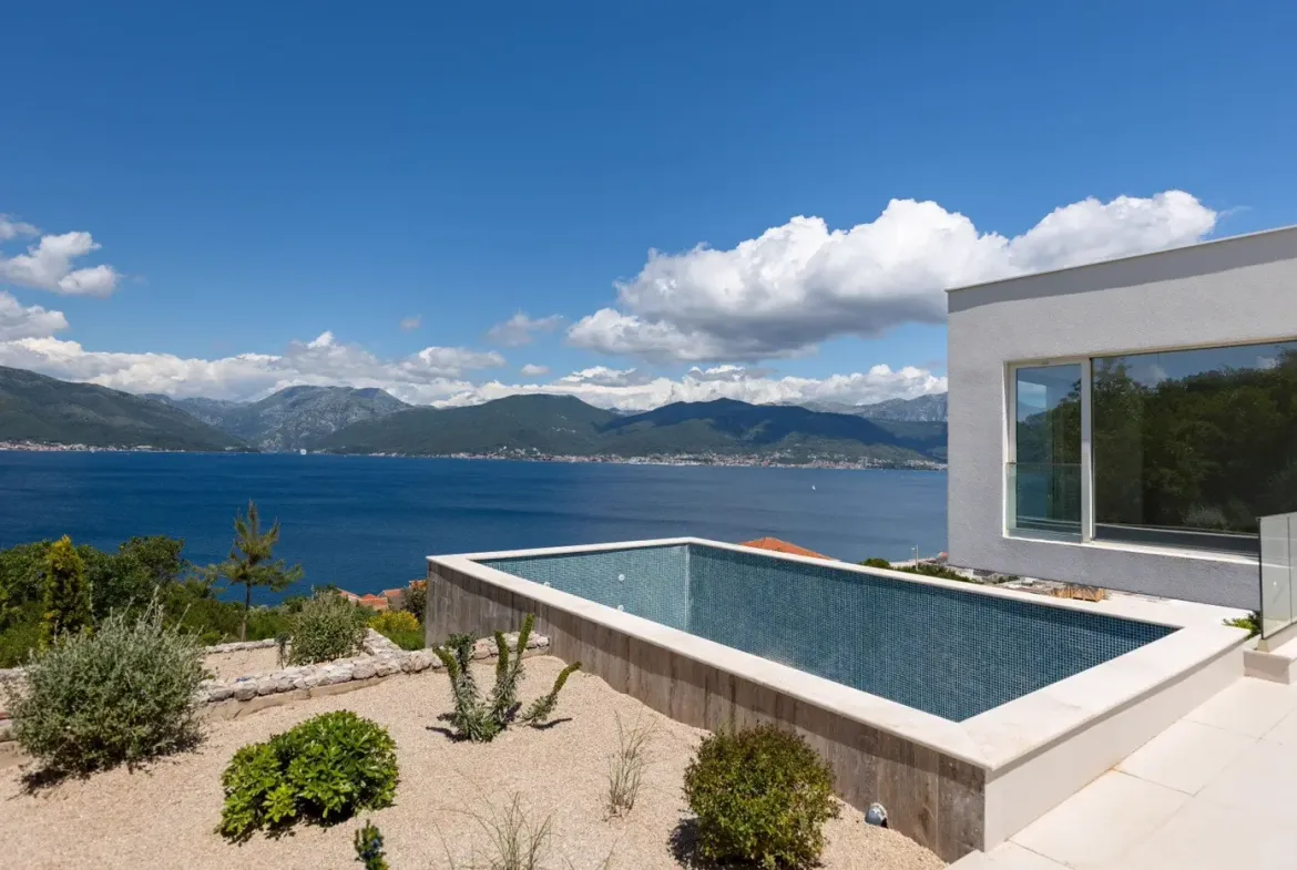 Contemporary villa with private pool and panoramic sea view, Krašići, Tivat