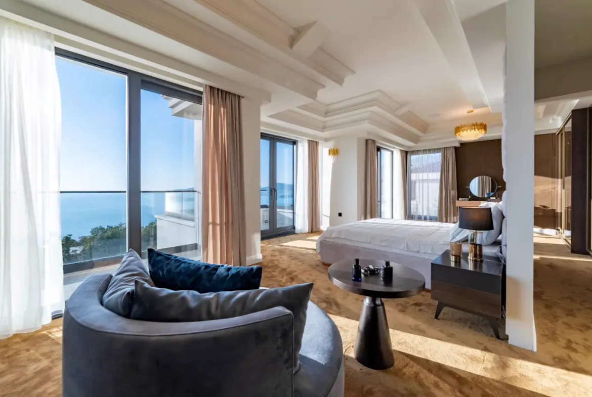 Exclusive villa in Blizikuće, Budva
