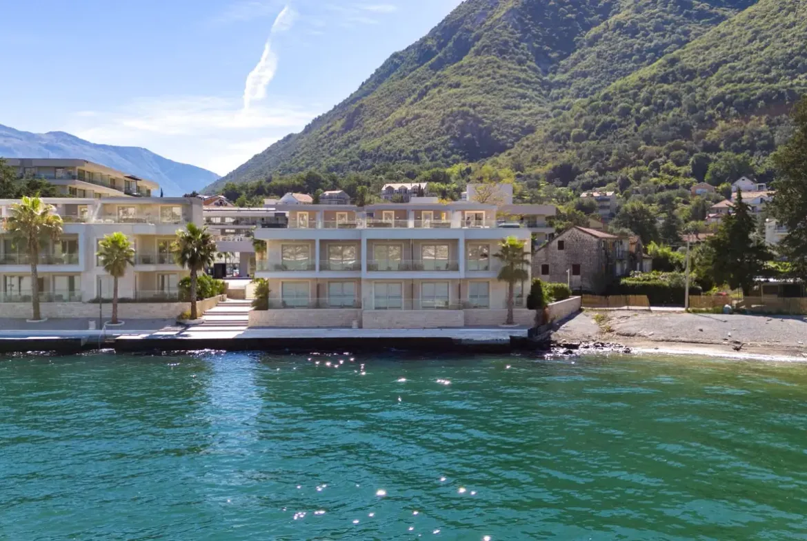 Luxury branded villa on the first line to the sea, Stoliv, Kotor