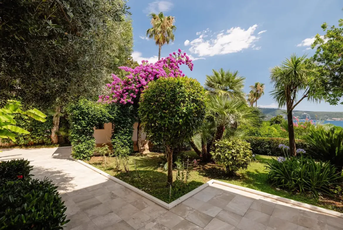 Exclusive Villa on the second line from the sea, Savina, Herceg Novi