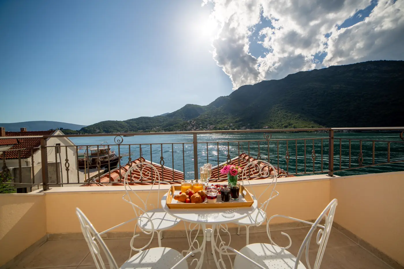 Three-story villa on the first line to the sea, available for rent, Lepetane, Tivat