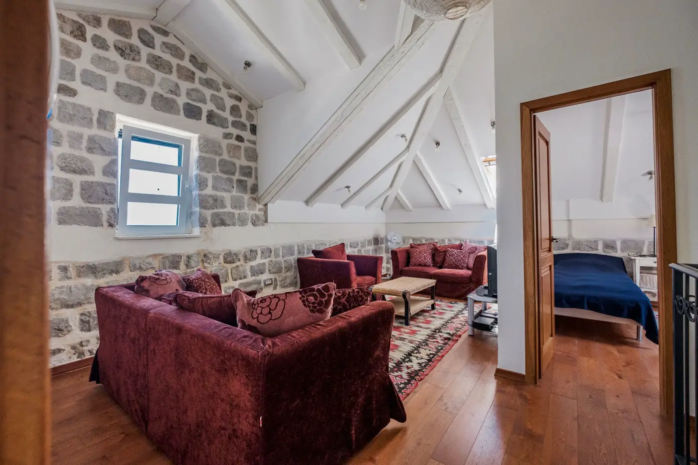 17-73 Historic stone villa Stara Posta, Rose, Herceg Novi