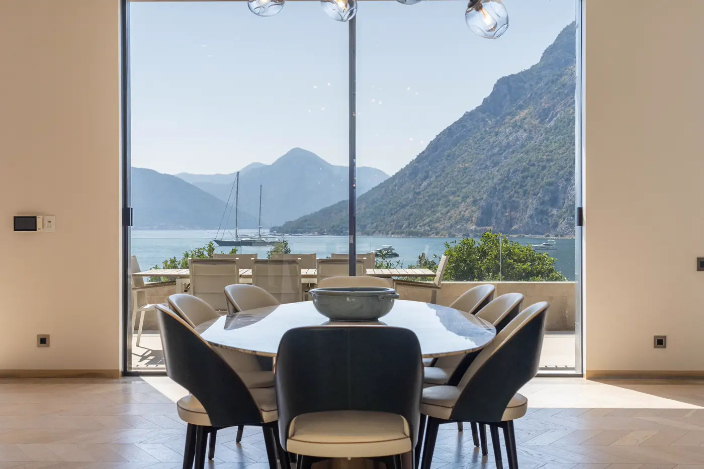 17-80 Villa Mandragora, Kotor