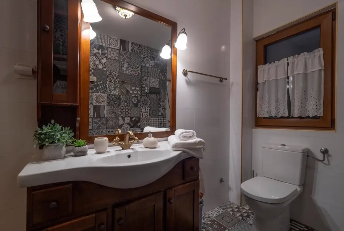Authentic villa with pool and panoramic sea view, Zagora, Kotor