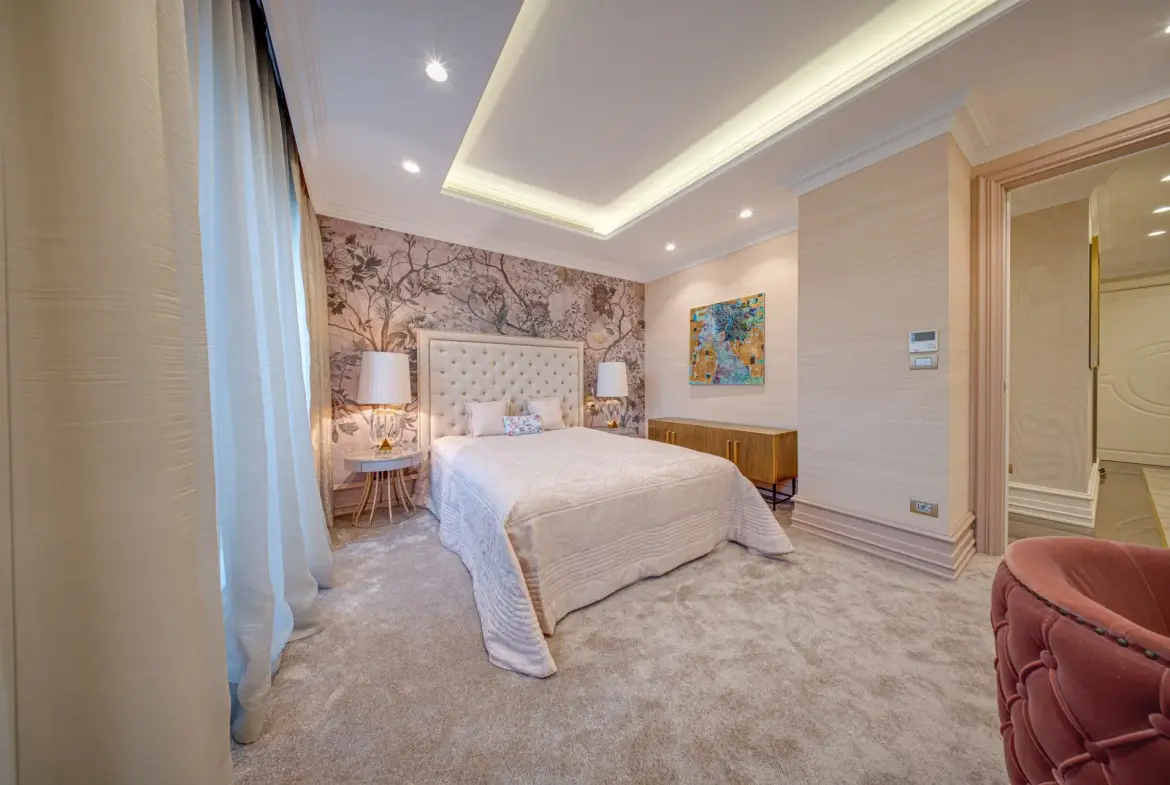 Impressive apartment with a top location in one of the most preferred neighborhoods of the capital, Iztok