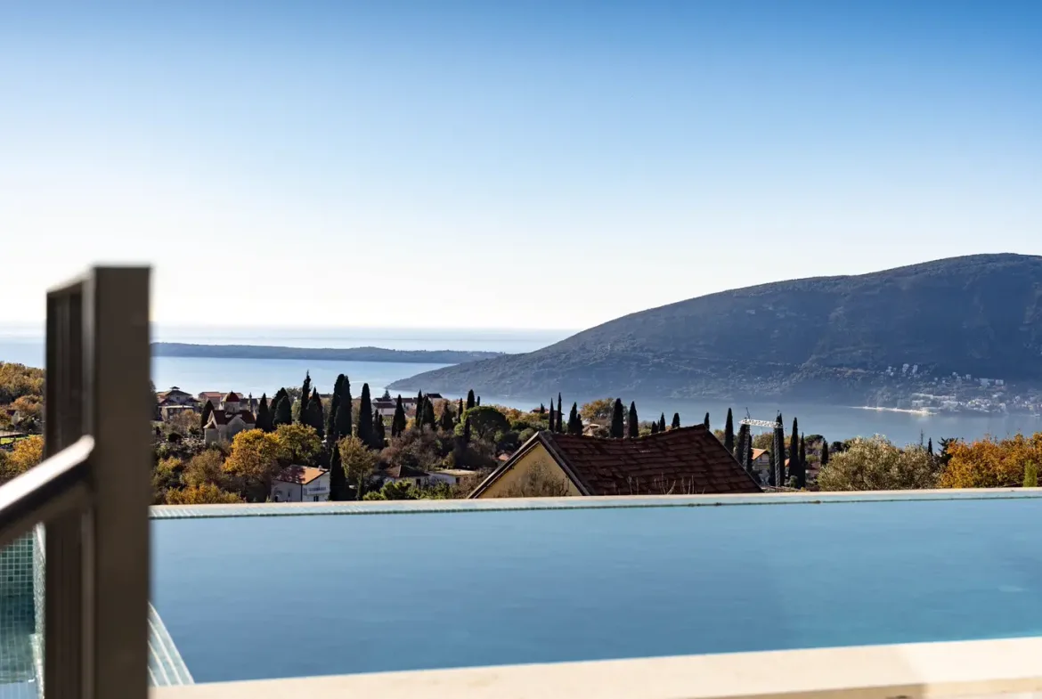 Modern four-room villa with pool and panoramic sea view, Podi, Herceg Novi