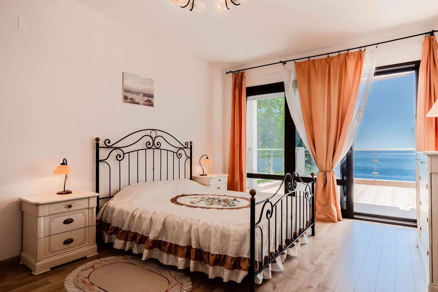 Beachfront villa with a private pool, Utjeha, Bar