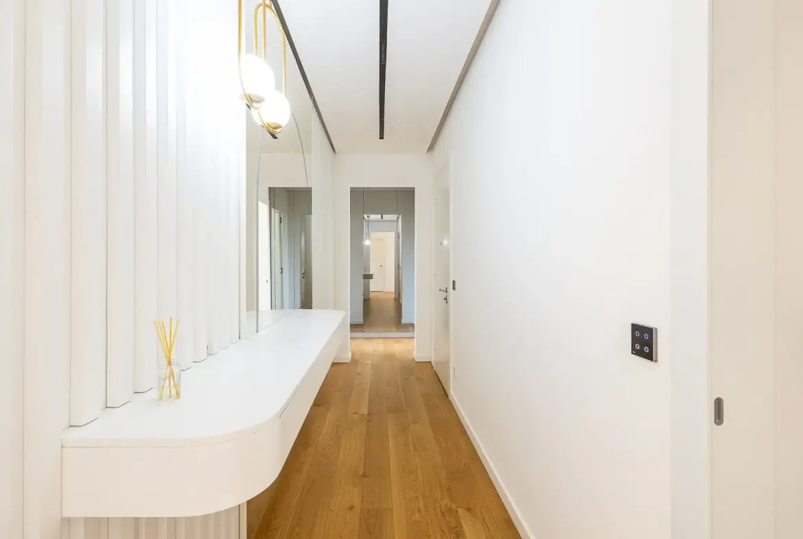 3-Bedroom Apartment, 184 m² – Green Hill, Savski venac, Belgrade