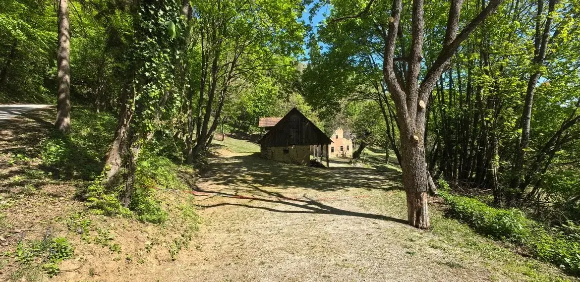 South Slovenia area – Building land and building permit for construction in Podgorje