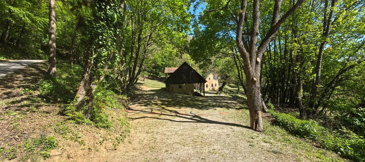 South Slovenia area – Building land and building permit for construction in Podgorje