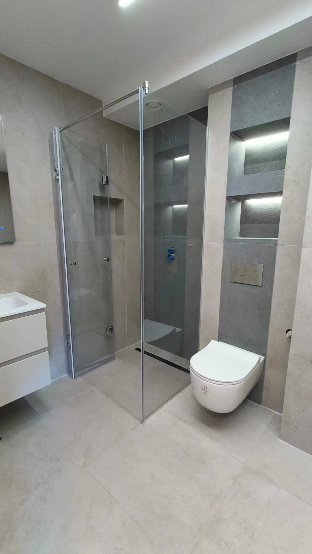Spacious and fully furnished new apartment in the central part of Sofia