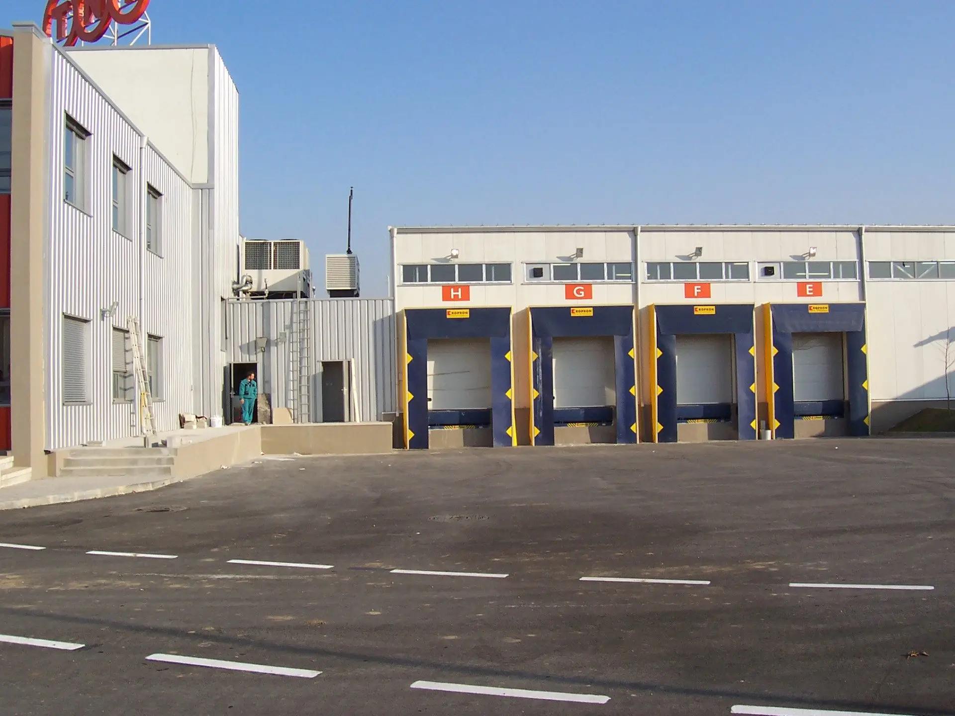 188a41b5443295988cb7dec82503e7cb Warehouse for sale in Iskar industrial zone