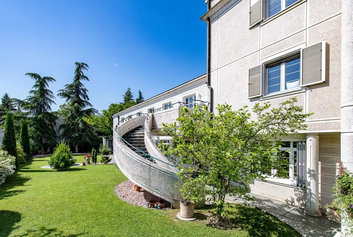 10-Bedroom Villa, 503 m² – Generala Nikodija Stefanovića, Savski venac, Belgrade