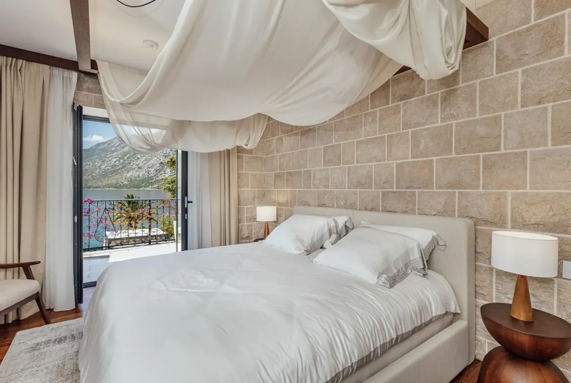 Stone villa on the first line to the sea, Ljuta, Kotor