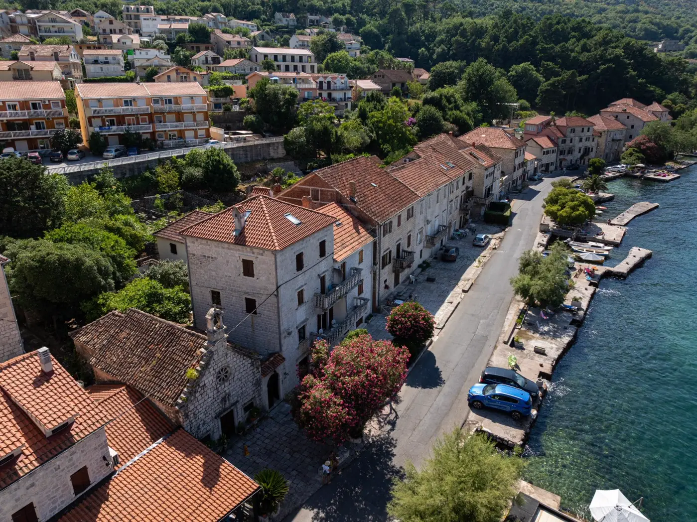 Historic stone villa on the first line to the sea, Prcanj, Kotor