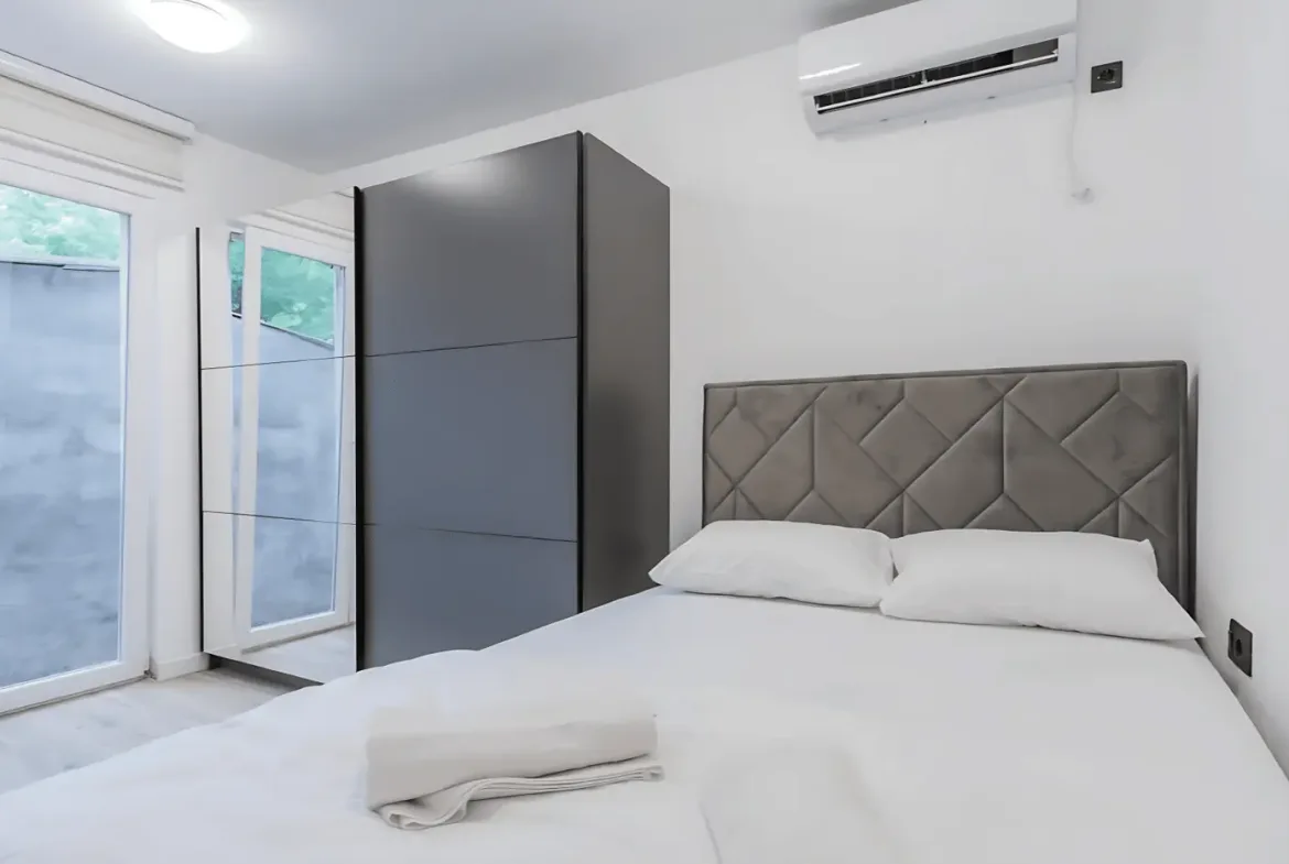 Contemporary villa with 8 bedrooms, Markovići, Budva