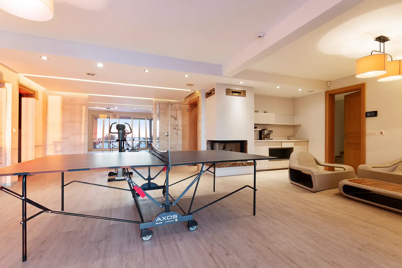 Villa with 4 bedrooms, swimming pool and open sea view, Blizikuce, Budva