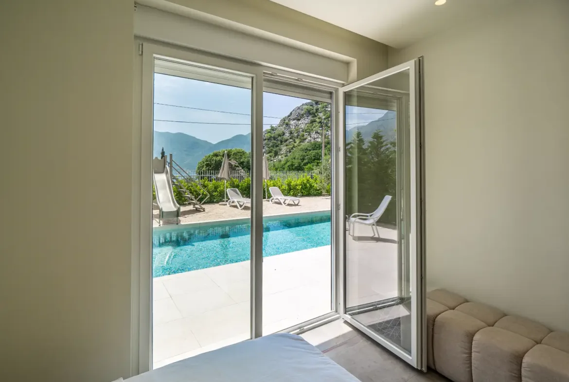 Family villa with pool and sea view, Orahovac, Kotor
