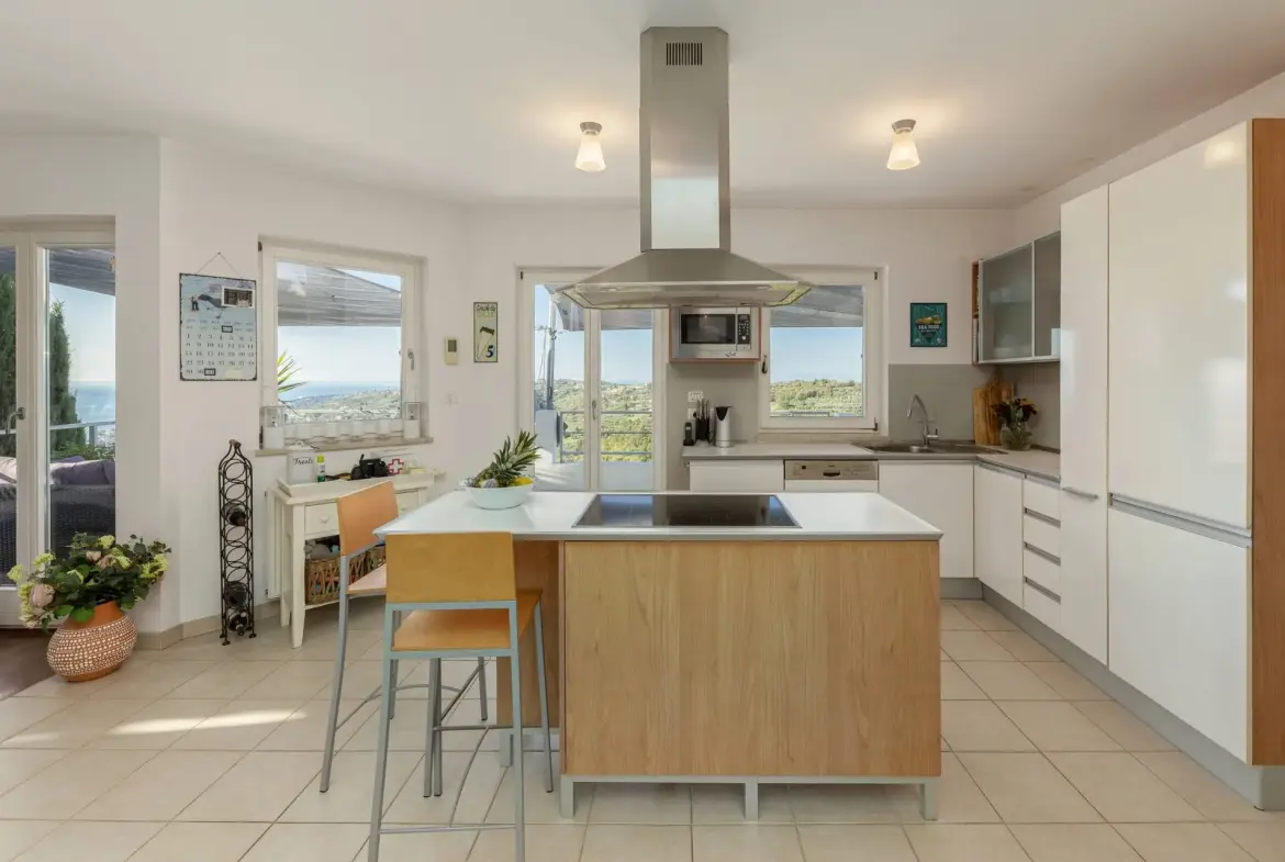 The Coast – Modern vila with spectacular views